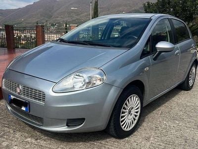 Usata Fiat Grande Punto Active 75 CV (55 kW) 2009 Utilitaria