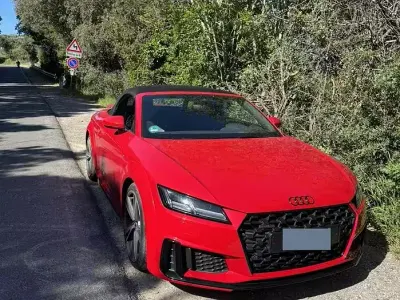 Usata Audi TT 245 CV (180 kW) 2025 Rosso Cabrio