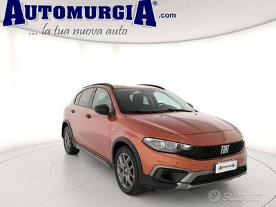 Usata Fiat Tipo Cross 131 CV (96 kW) 2021 Arancione Berlina