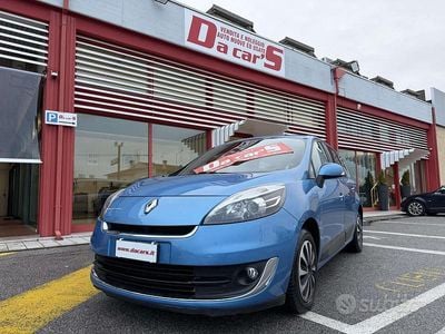 Usata Renault Scénic III 110 CV (80 kW) 2013 Blu/azzurro Monovolume