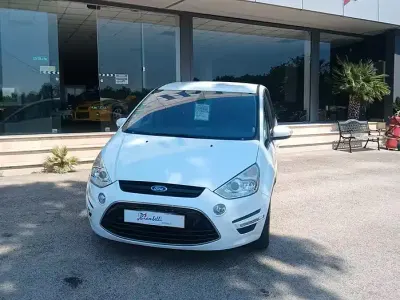 Usata Ford S-MAX Titanium 163 CV (119 kW) 2012 Bianco Monovolume