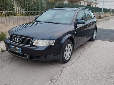 Usata Audi A4 130 CV (95 kW) 2002 Blu Station wagon