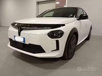 Nuova Lancia Ypsilon 114 kW (156 CV) 2025 Bianco Utilitaria