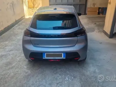 Nuova Peugeot 208 75 CV (55 kW) 2026 Grigio Utilitaria