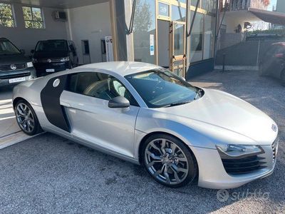 usata Audi R8 Coupé 4.2 FSI V8 R-Tronic Quattro 420 cv