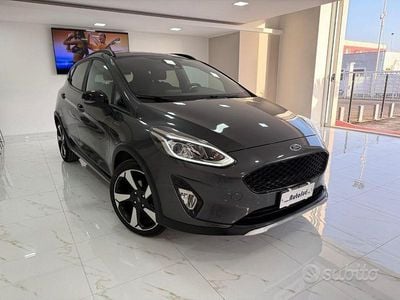 Usata Ford Fiesta 125 CV (91 kW) 2021 Grigio Utilitaria