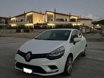 Usata Renault Clio IV 75 CV (55 kW) 2017 Bianco Berlina
