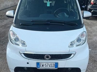 Bianco Usata 2024 Smart ForTwo Coupé Utilitaria | 5800 €