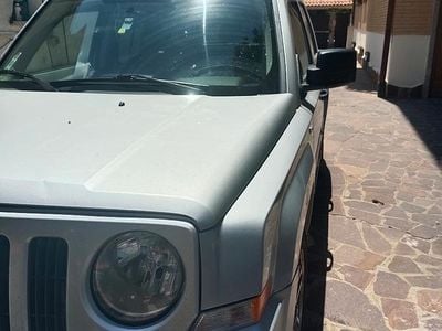 Usata Jeep Patriot 140 CV (102 kW) 2009 Grigio SUV