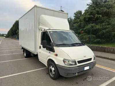 Usado Ford Transit 125 CV (91 kW) 2004 Blanco Van