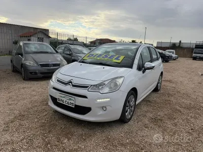 Używany Citroën C3 Exclusive 68 KM (50 kW) 2013 Biały Sedan/Limuzyna