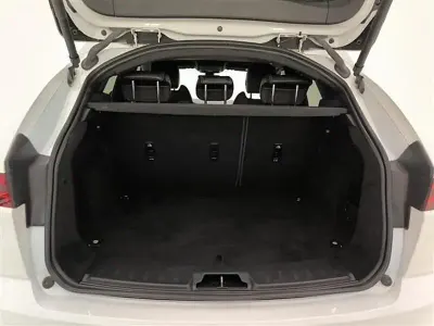 Usata Jaguar E-Pace R-Dynamic 150 CV (110 kW) 2021 Bianco SUV