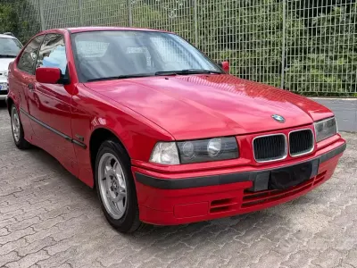 Usata BMW 316 Efficient Dynamics 102 CV (75 kW) 1994 Rosso Coupé
