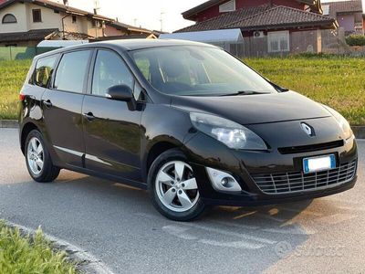 usata Renault Grand Scénic III dCi 8V 110 CV EDC Energy Intens