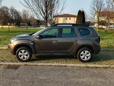 Usata Dacia Duster Comfort 101 CV (74 kW) 2020 Marrone SUV