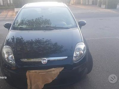 Usata Fiat Punto 69 CV (50 kW) 2012 Blu Utilitaria