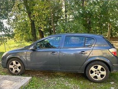 Usata Opel Astra 101 CV (74 kW) 2006 Blu