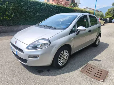 Usata Fiat Punto Evo 69 CV (50 kW) 2016 Argento Utilitaria