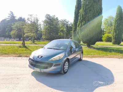 Usata Peugeot 207 68 CV (50 kW) 2007 Grigio Berlina