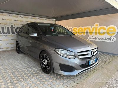 Käytetty Mercedes B180 Business 109 HP (80 kW) 2017 Harmaa Tila-auto