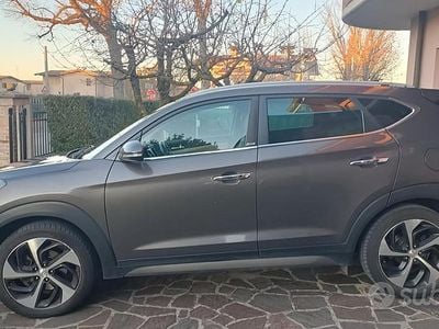 Usata 2016 Hyundai Tucson Xpossible SUV | 10.800 € (Buon prezzo)