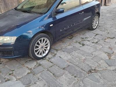 Usata Fiat Stilo 115 CV (84 kW) 2004 Blu Utilitaria