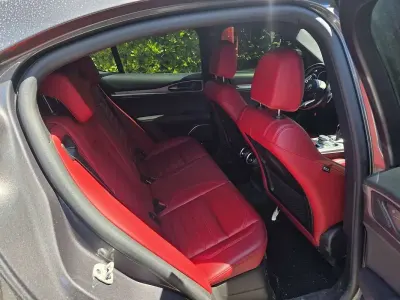 Usata Alfa Romeo Stelvio Veloce 209 CV (153 kW) 2022 Grigio SUV