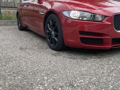 Usata Jaguar XE Business Edition 179 CV (131 kW) 2016 Berlina