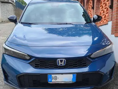 Usata Honda Civic Sport 143 CV (105 kW) 2025 Blu/azzurro Berlina