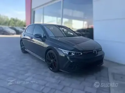 Usata VW Golf VIII GTI 245 CV (180 kW) 2023 Grigio Berlina