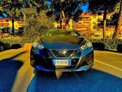 Usata Nissan Micra Acenta 90 CV (66 kW) 2017 Grigio Utilitaria