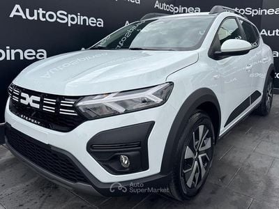 Nero Nuova 2025 Dacia Sandero Expression Berlina | 16.900 € (Buon prezzo)