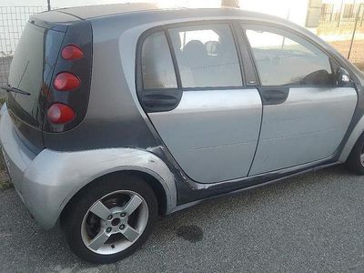 Usata Smart ForFour 109 CV (80 kW) 2005 Grigio Utilitaria