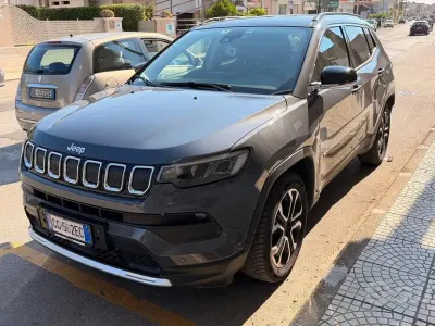 Usata Jeep Compass Limited 131 CV (96 kW) 2021 Grigio SUV