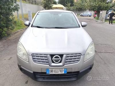 Usata Nissan Qashqai Visia 106 CV (77 kW) 2008 Grigio SUV