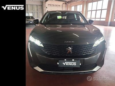 Usata Peugeot 3008 Allure 131 CV (96 kW) 2021 Grigio scuro SUV