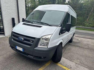 usata Ford Transit 9P. AUTOVETTURA DISABILI PEDANA ELETTRICA