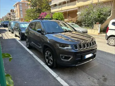 Usata Jeep Compass Limited 120 CV (88 kW) 2017 Grigio SUV