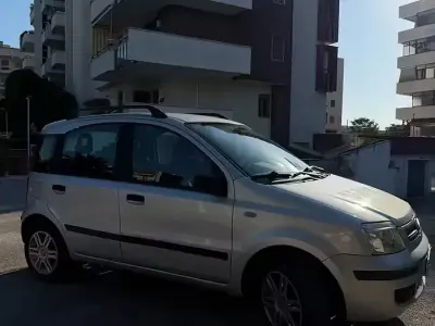 Usata Fiat Panda 70 CV (51 kW) 2009 Utilitaria