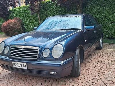 Usata Mercedes E200 136 CV (100 kW) 1996 Berlina