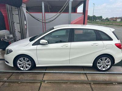 Occasion Mercedes B180 Executive 109 ch (80 kW) 2013 Blanc Monospace