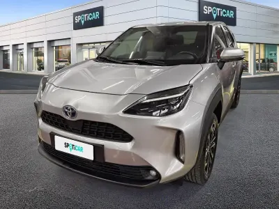 Usata Toyota Yaris Trend 116 CV (85 kW) 2022 Grigio Utilitaria