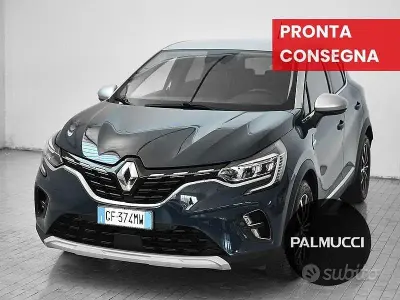 Usata Renault Captur Intens 143 CV (105 kW) 2021 Grigio SUV