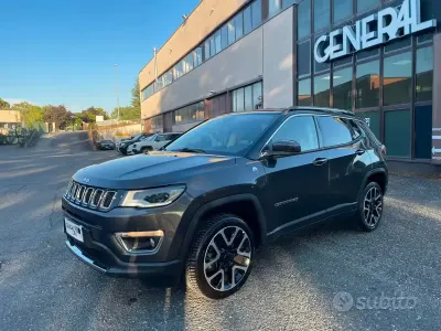Usata Jeep Compass Opening Edition 140 CV (102 kW) 2017 Grigio SUV