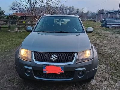 Usata Suzuki Grand Vitara 130 CV (95 kW) 2007 Grigio SUV