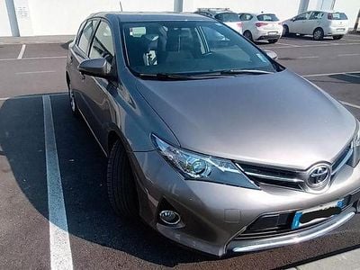 Usata Toyota Auris 2013 Grigio Berlina