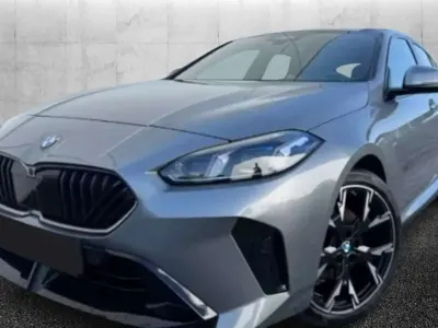 Usata BMW 120 M Sport 150 CV (110 kW) 2025 Grigio Utilitaria