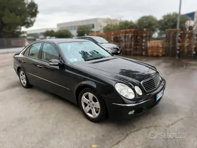 Usata Mercedes E220
