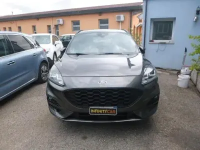 Usata Ford Kuga ST-Line X 119 CV (87 kW) 2021 Grigio SUV