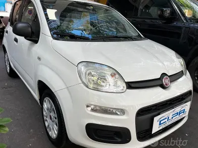 Usata Fiat Panda Lounge 95 CV (69 kW) 2018 Bianco Utilitaria